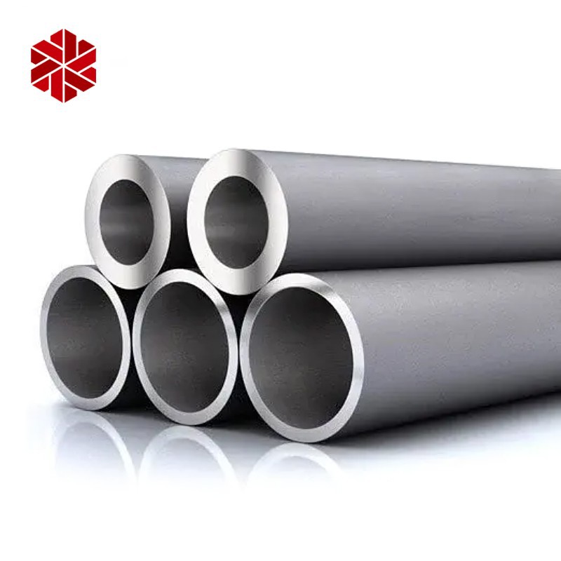 seamless black pipe3